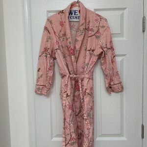 Pink cotton “cherry blossom” robe